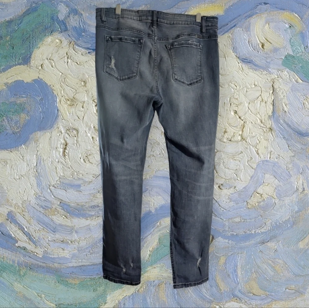 EUC KanCan Distressed Jeans Size 15/31 - Picture 8 of 11